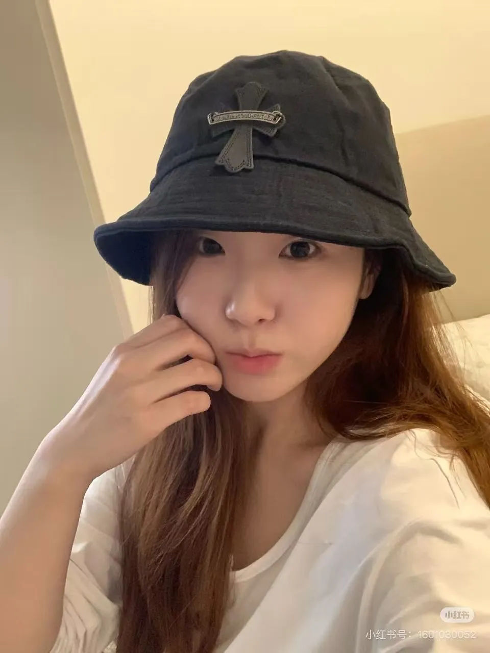 Popular single style Crow heart bucket hat